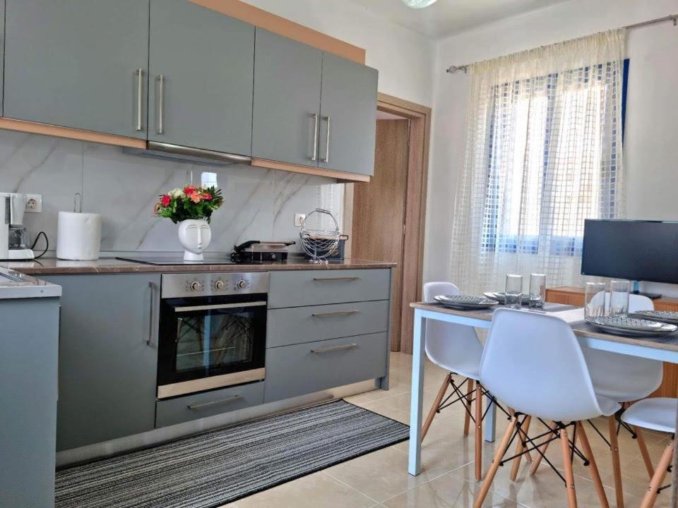 Dionysia Apartments Livadia  외부 사진