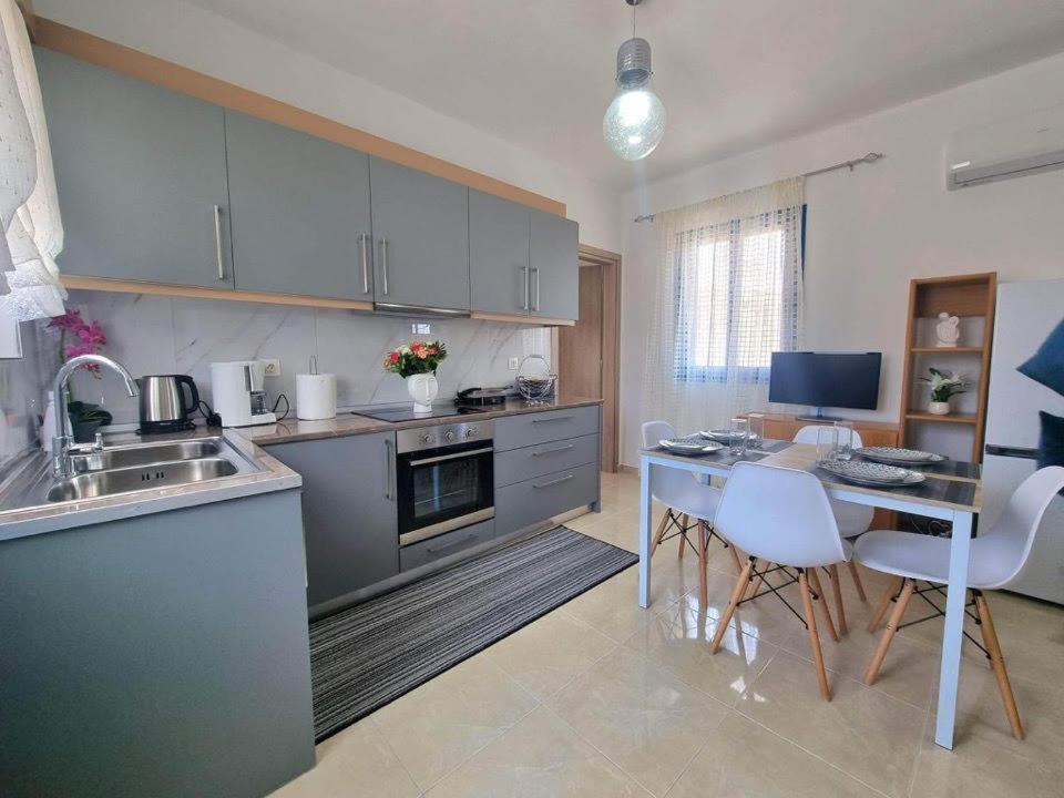 Dionysia Apartments Livadia  외부 사진