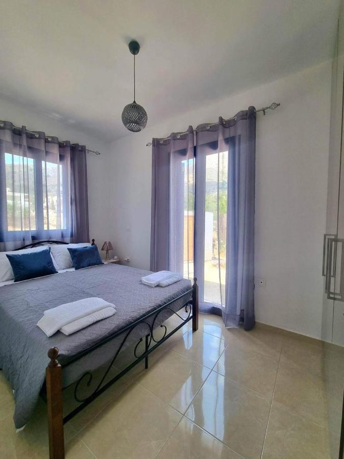 Dionysia Apartments Livadia  외부 사진